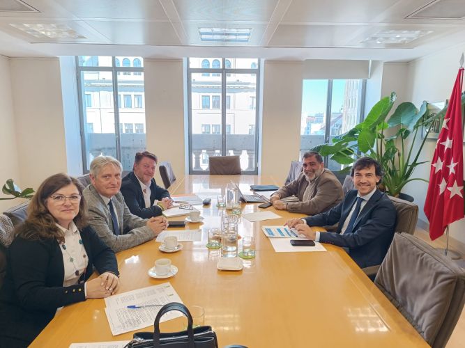 Reunión con el viceconsejero de Medio Ambiente, Rafael García