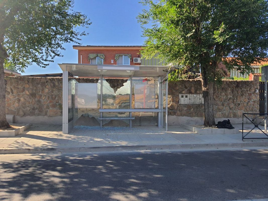 Denunciados los actos vandálicos en marquesinas del municipio