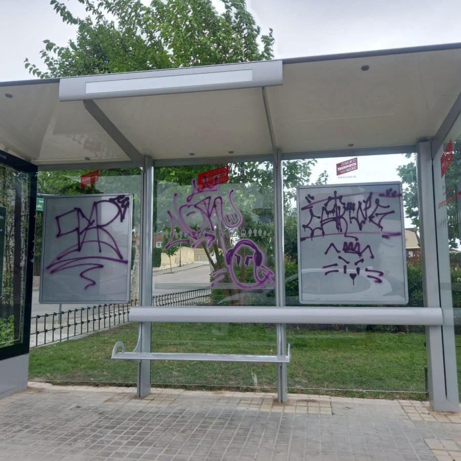 Denunciados los actos vandálicos en marquesinas del municipio