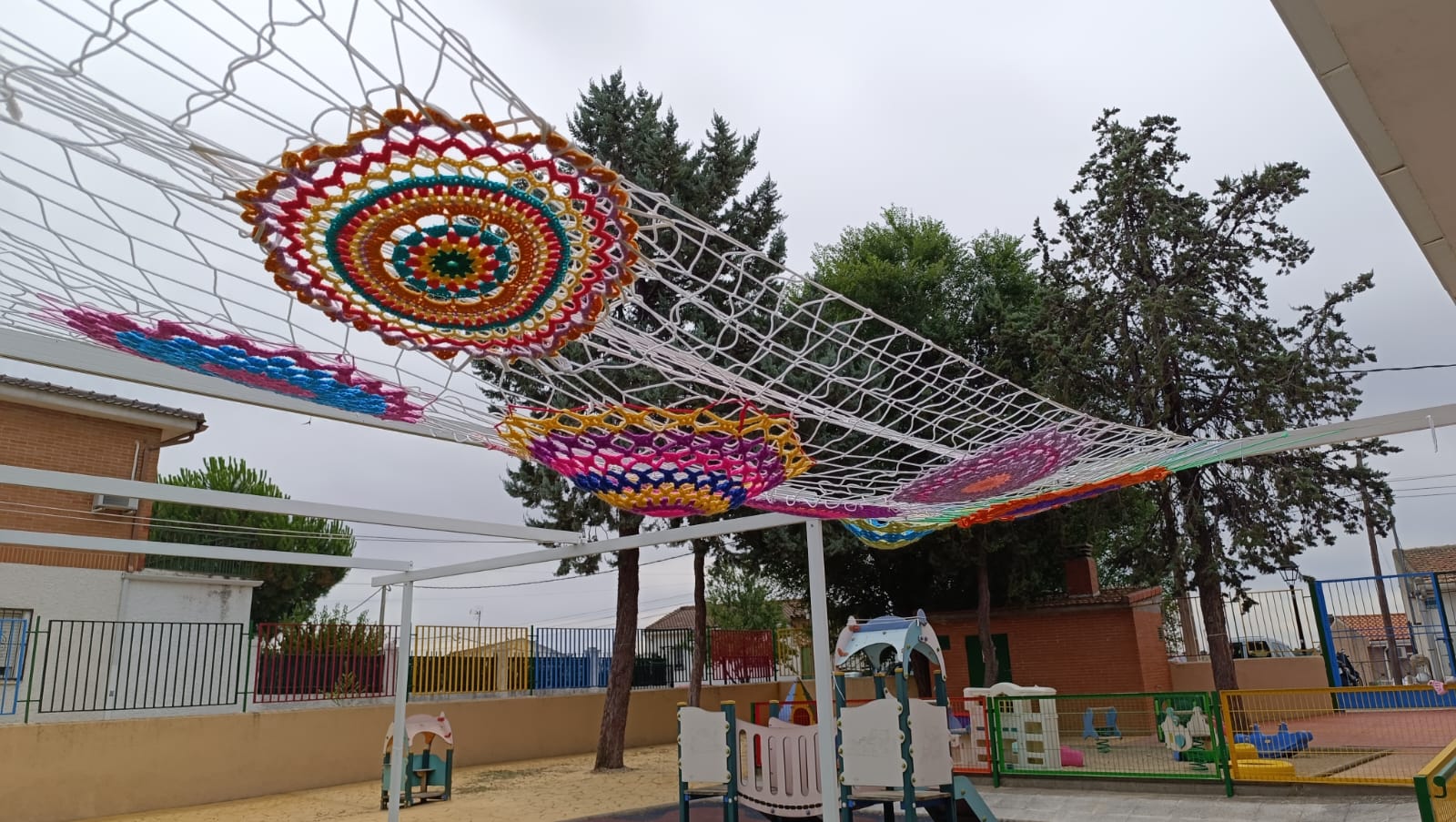 Mandala ganchillo Casa niños